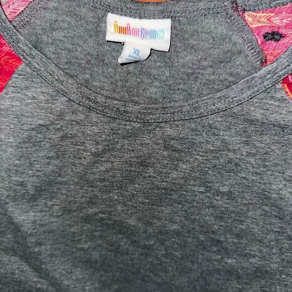 LuLaRoe top size extra large gray with pink sleeves - Picture 2 of 2